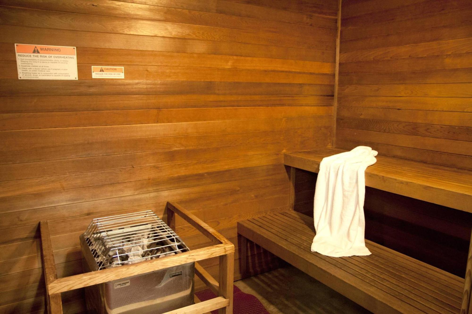 Country & By Radisson, Modesto-salida Hotel 3*