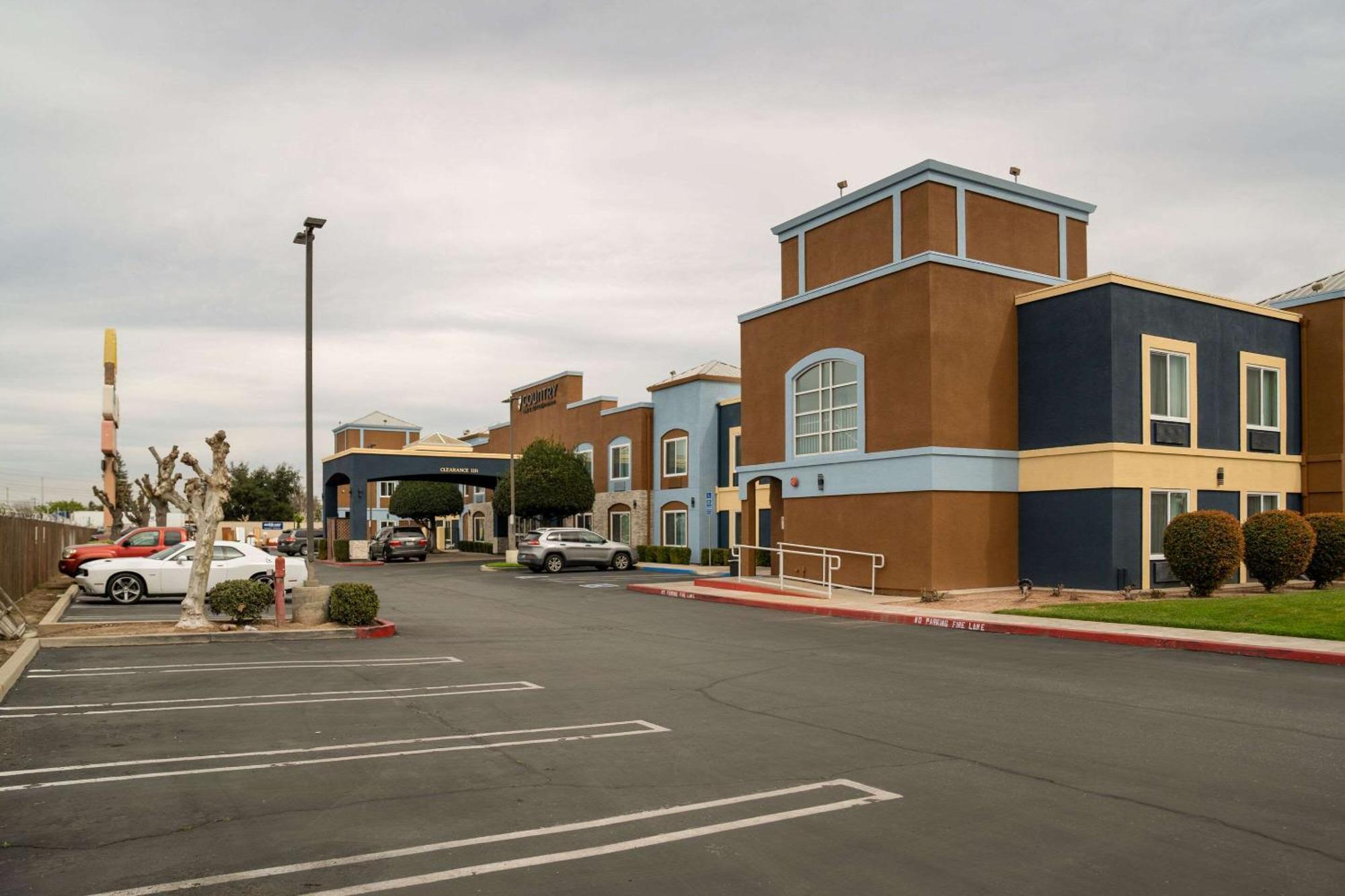 Hotel Country & By Radisson, Modesto-salida Modesto