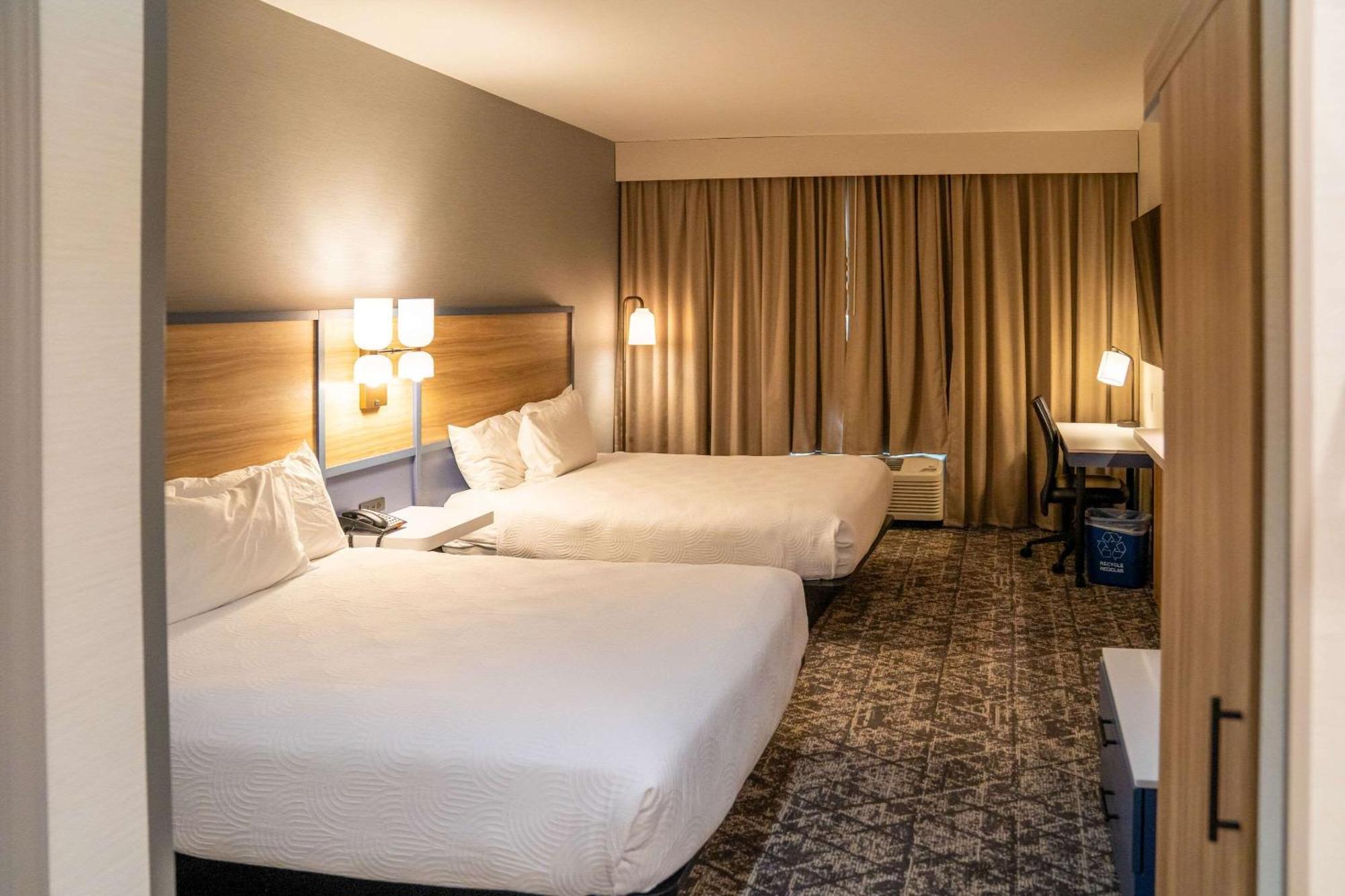 Country & By Radisson, Modesto-salida Modesto