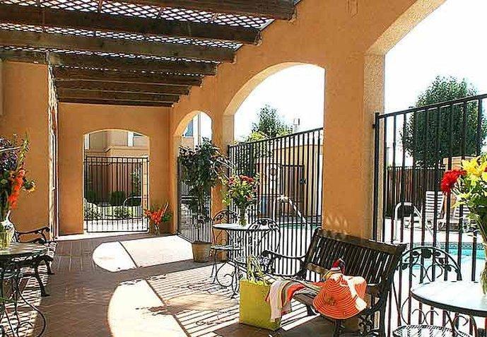 Country & By Radisson, Modesto-salida