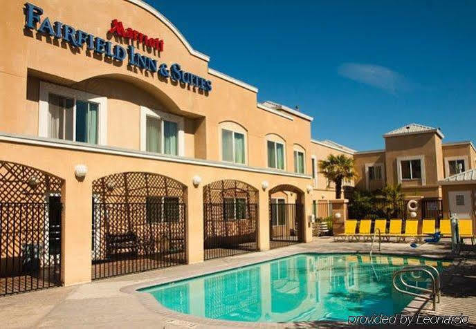 Country & By Radisson, Modesto-salida